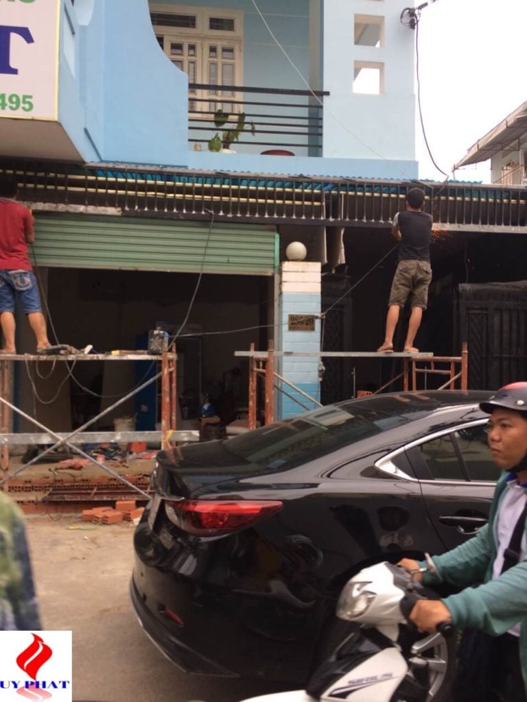 Sua nha tron goi quan Tan Binh